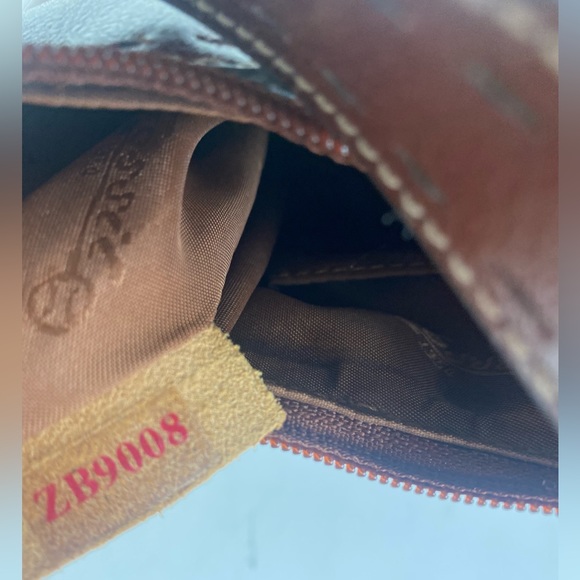 Fossil Shoulder Purse - Picture 13 of 16